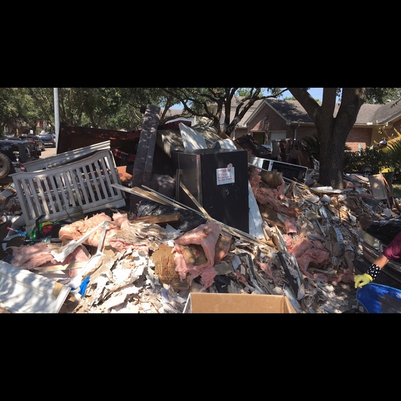 Shannon F - Picture 6 of 7